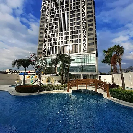 The Excelsior Hotel Las Piñas